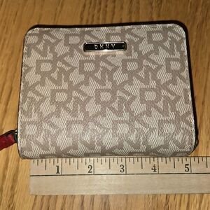 Beige DKNY Small Wallet Zip Around Card, Coin, Money Holder 100% PVC W/ PU Trim